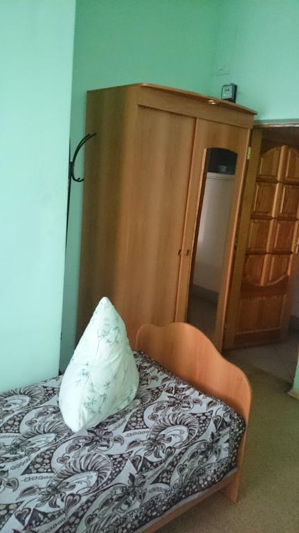 Hotel Molodezhnaya Ufa Rom bilde